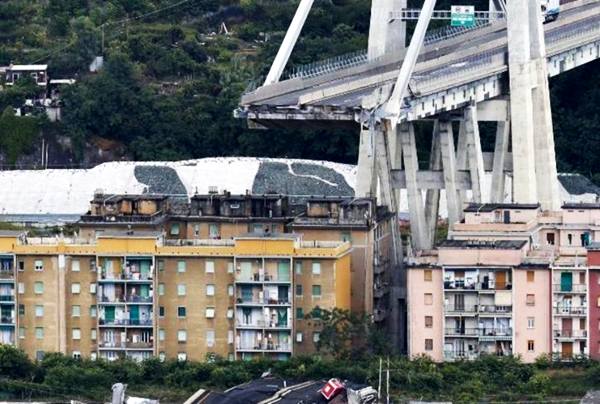 genova_strage_di_stato genova_strage_di_stato